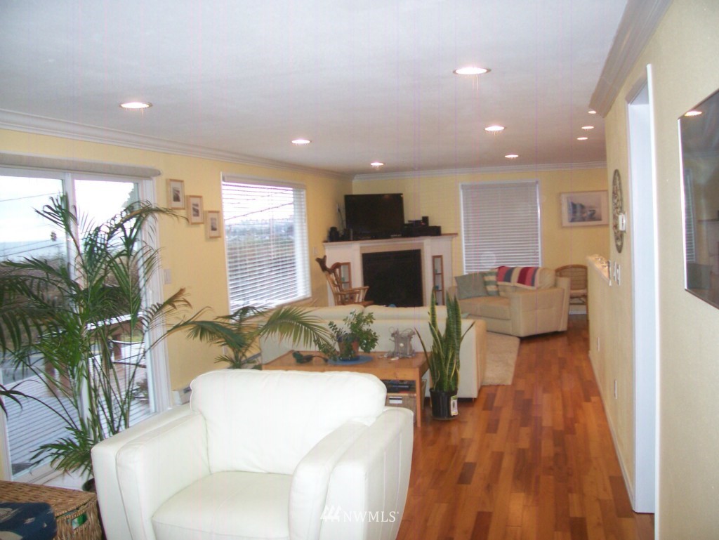 8292 Shintaffer Road Blaine, WA 98230 - Photo 3 of 15 Gallery Image 3