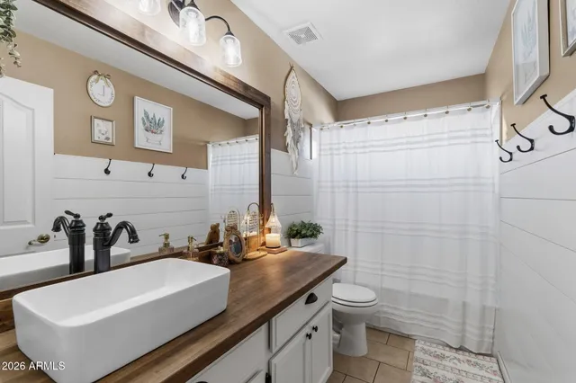 $650,000 | 844 North Oracle Circle, Mesa, AZ 85203