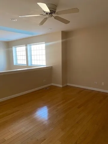 $4,000 | 1626 South Luther Avenue, Oakbrook Terrace, IL 60181