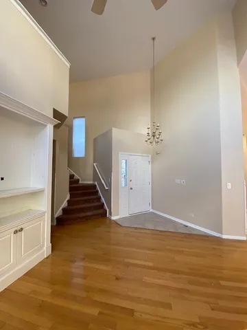 $4,000 | 1626 South Luther Avenue, Oakbrook Terrace, IL 60181