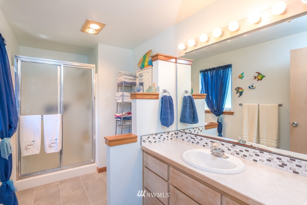 2497 Mountain View Road Ferndale, WA 98248 - Photo 16 of 32