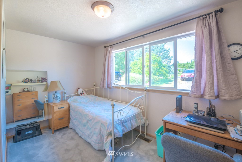 2497 Mountain View Road Ferndale, WA 98248 - Photo 17 of 32