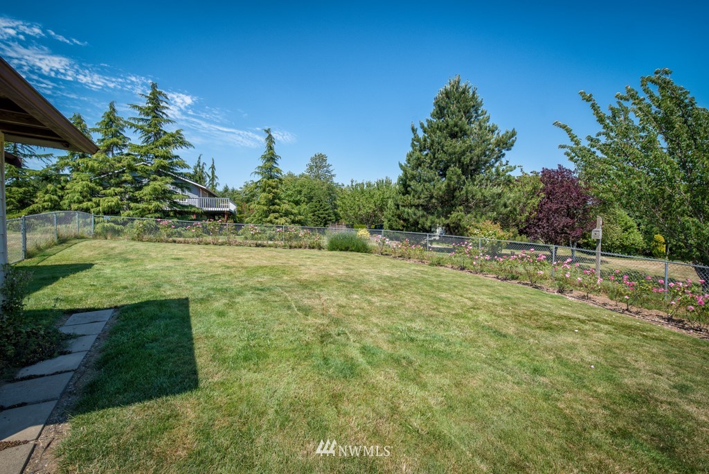 2497 Mountain View Road Ferndale, WA 98248 - Photo 23 of 32