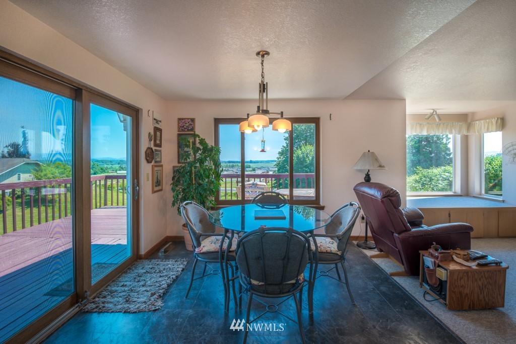2497 Mountain View Road Ferndale, WA 98248 - Photo 9 of 32