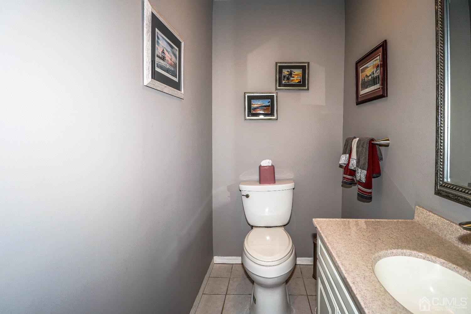 5 Pendleton Place Edison, NJ 08820 - Photo 18 of 37 a bathroom with a toilet and a sink