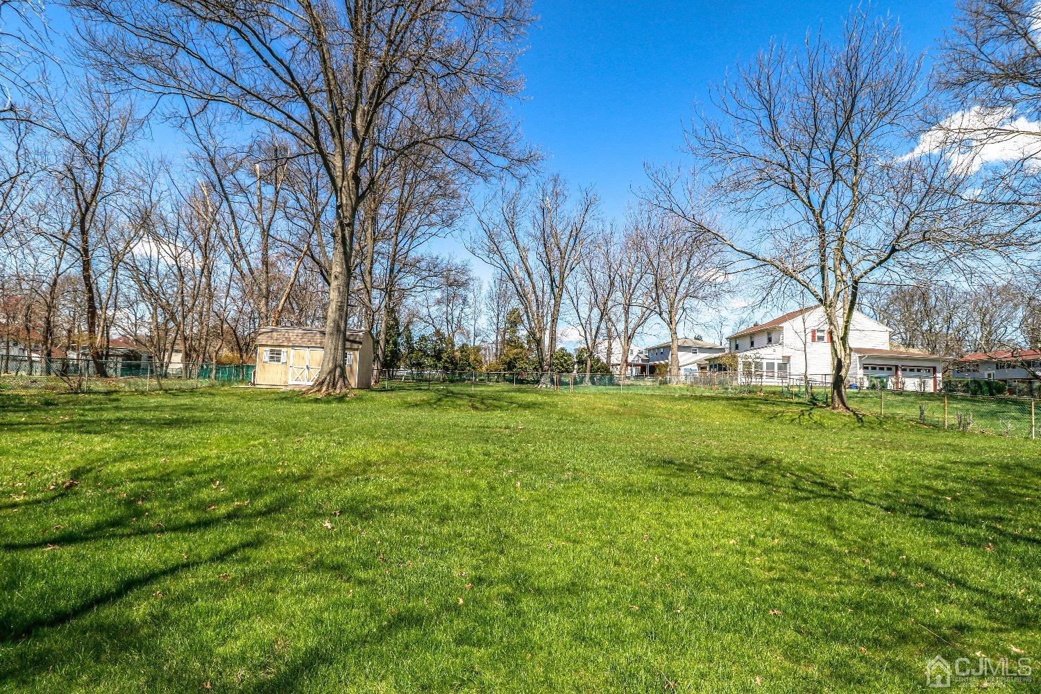 5 Pendleton Place Edison, NJ 08820 - Photo 33 of 37 a huge green field with lots of trees