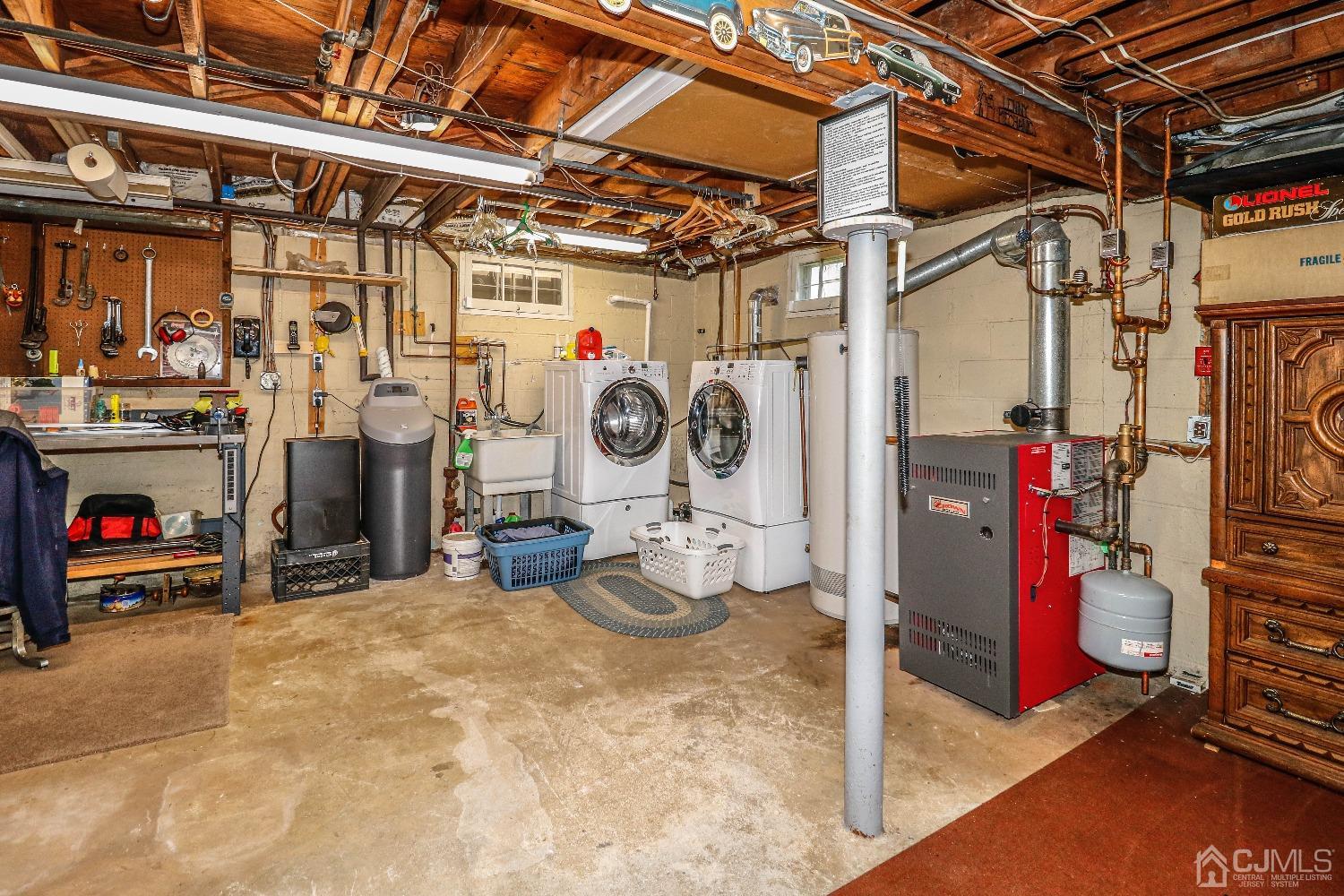 5 Pendleton Place Edison, NJ 08820 - Photo 35 of 37 a view of storage and utility room