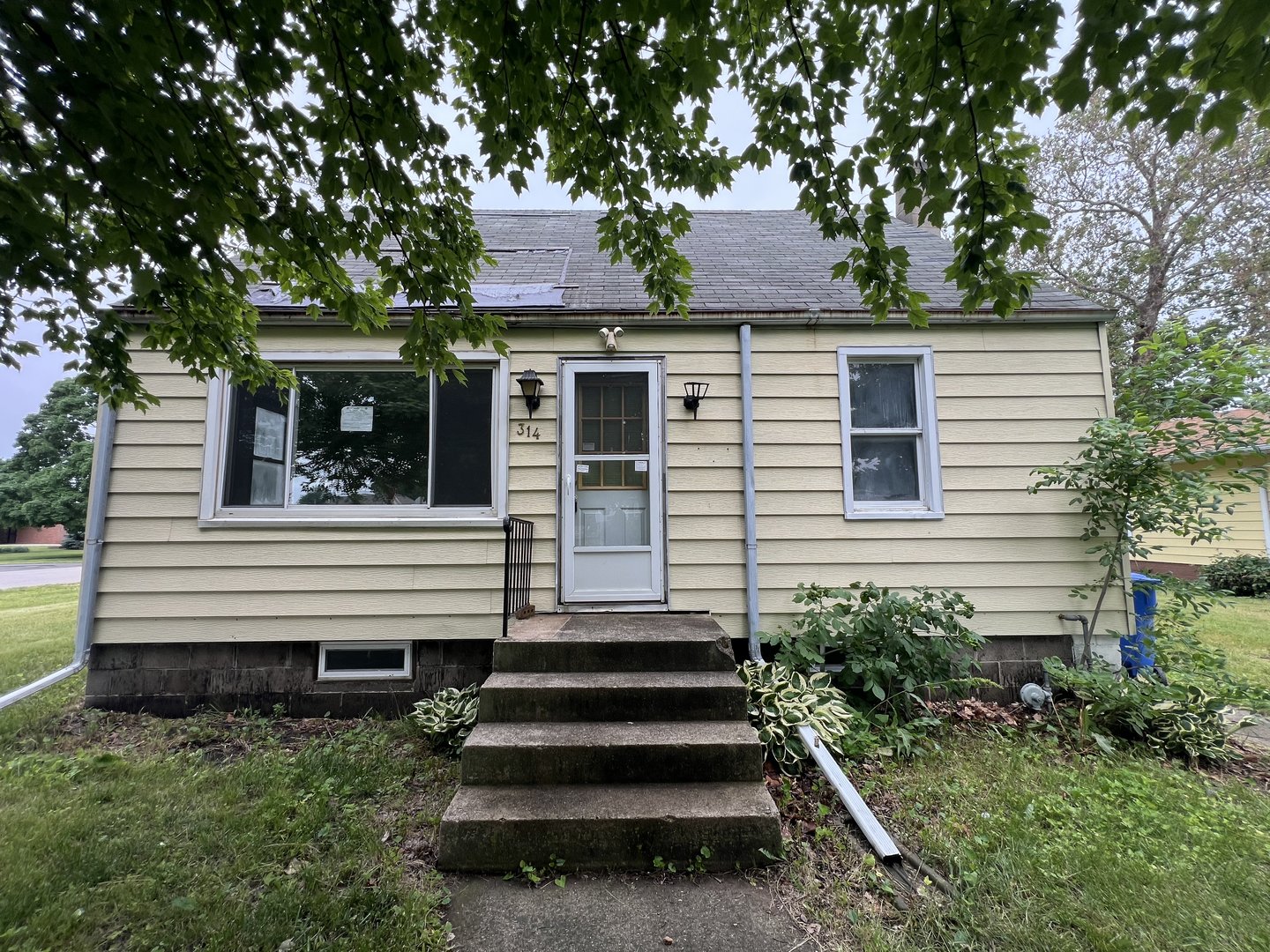 314 South Locust Street Wyanet, IL 61379 - Photo 2 of 17
