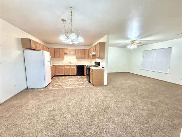 $245,000 | 1310-1312 East 3rd Street, Maryville, MO 64468