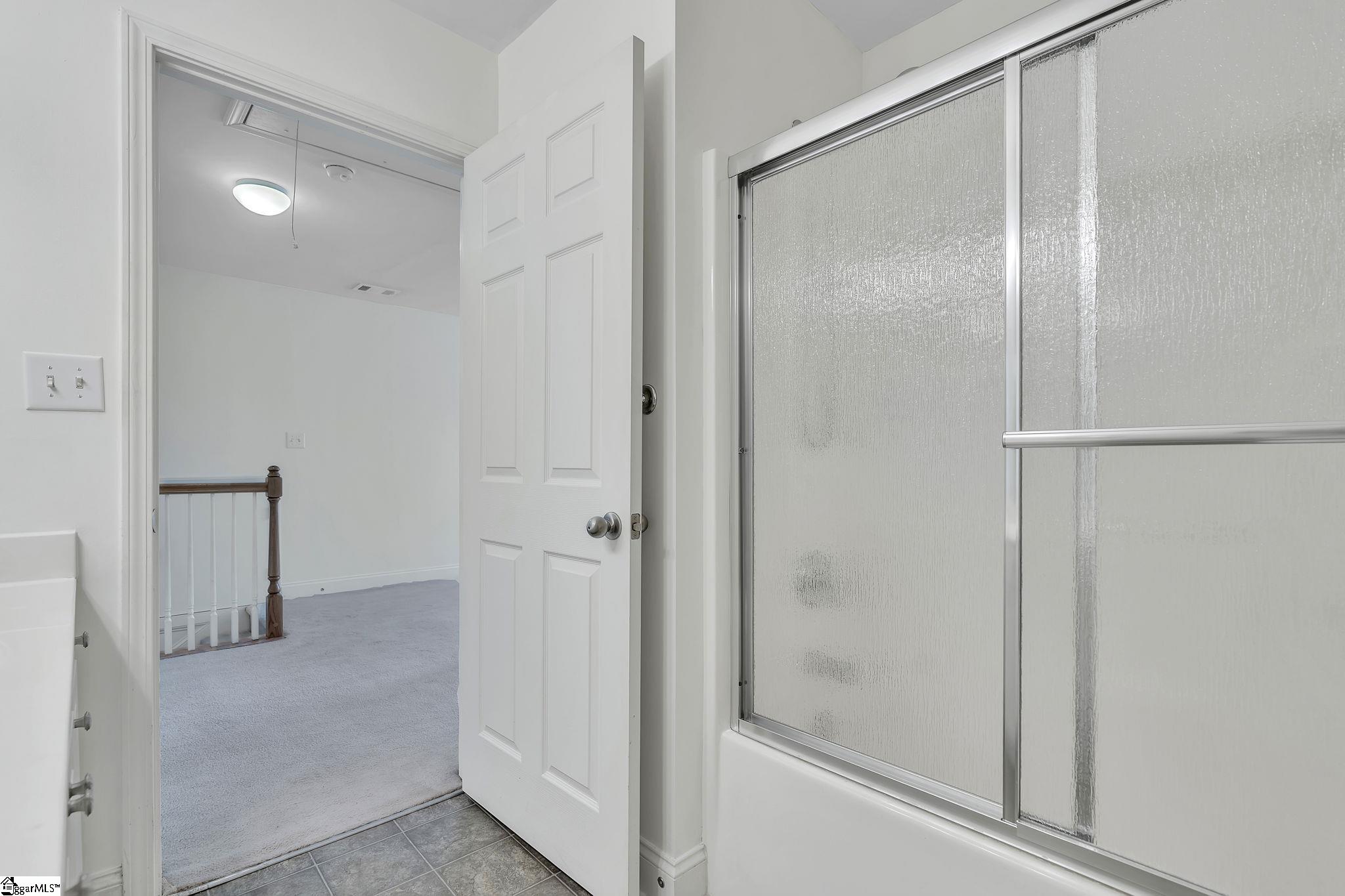 4 Walking Court Greenville, SC 29607 - Photo 19 of 33