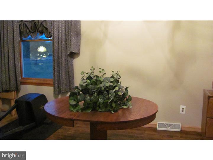 420 West Thatcher Road Quakertown, PA 18951 - Photo 9 of 24 Dining Room