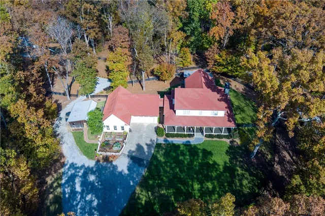 $1,395,000 | 352 Woodmont Court, Canton, GA 30115