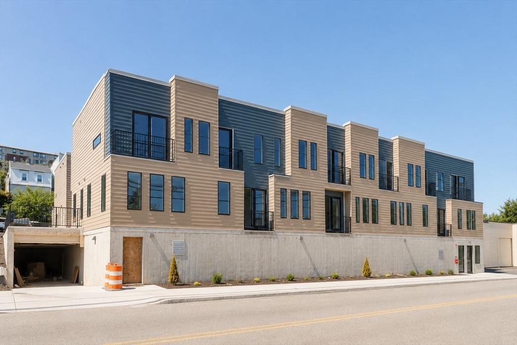 150 Williams Street, Unit 4 Chelsea, MA 02150 - Photo 10 of 16 Gallery Image 10