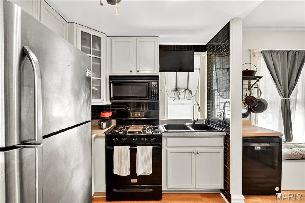 8511 Renz Avenue St. Louis, MO 63114 - Photo 22 of 62