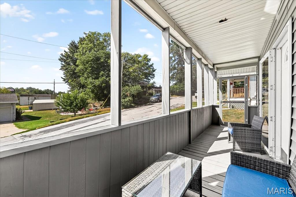 8511 Renz Avenue St. Louis, MO 63114 - Photo 4 of 62