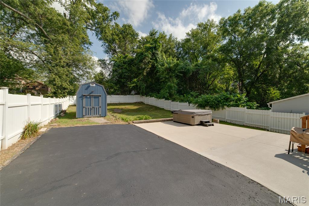 8511 Renz Avenue St. Louis, MO 63114 - Photo 50 of 62