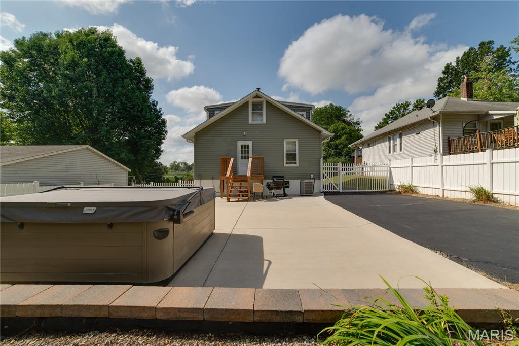 8511 Renz Avenue St. Louis, MO 63114 - Photo 53 of 62