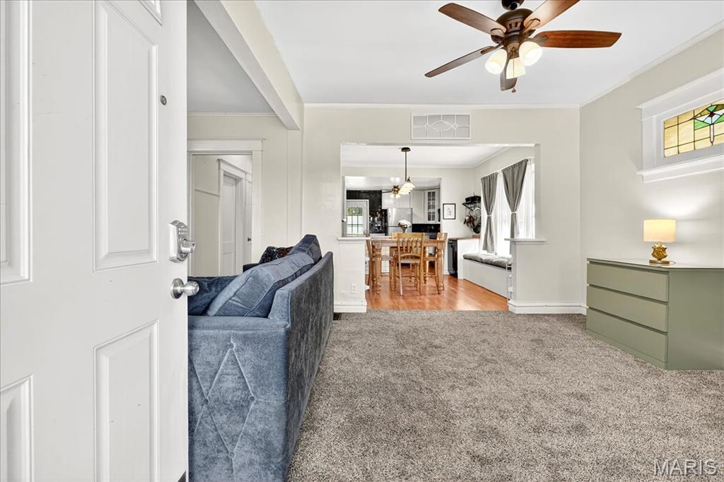 8511 Renz Avenue St. Louis, MO 63114 - Photo 7 of 62