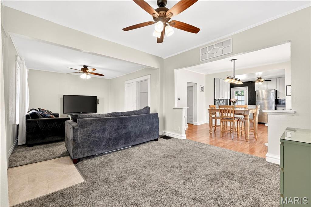 8511 Renz Avenue St. Louis, MO 63114 - Photo 8 of 62