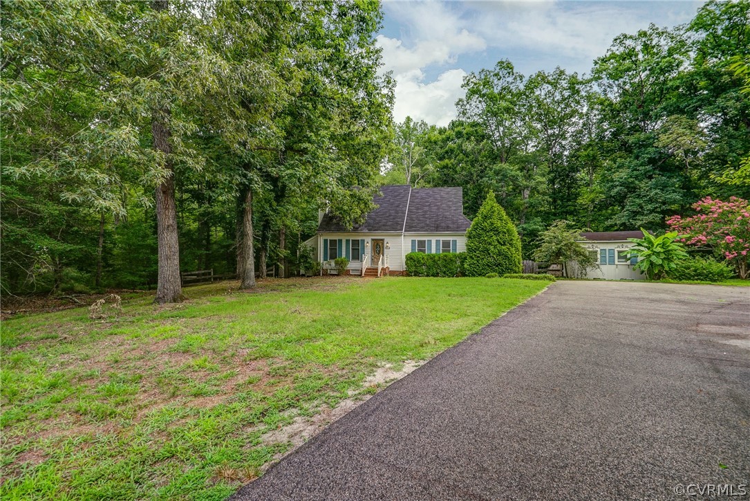 7271 Narrowridge Road Richmond, VA 23231 - Photo 35 of 49 Gallery Image 35