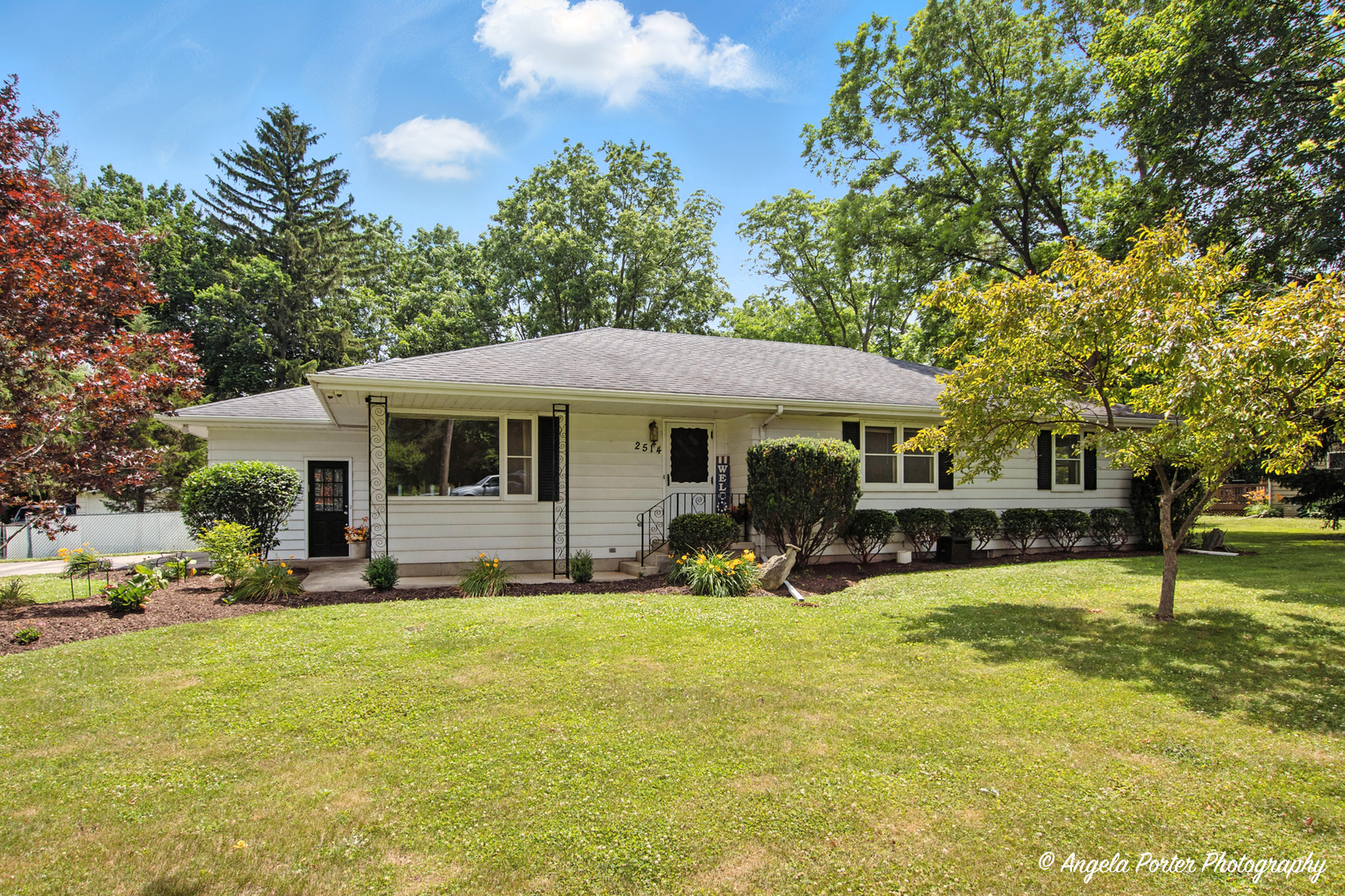 2514 Cuhlman Road McHenry, IL 60051 - Photo 1 of 24 Gallery Image 1