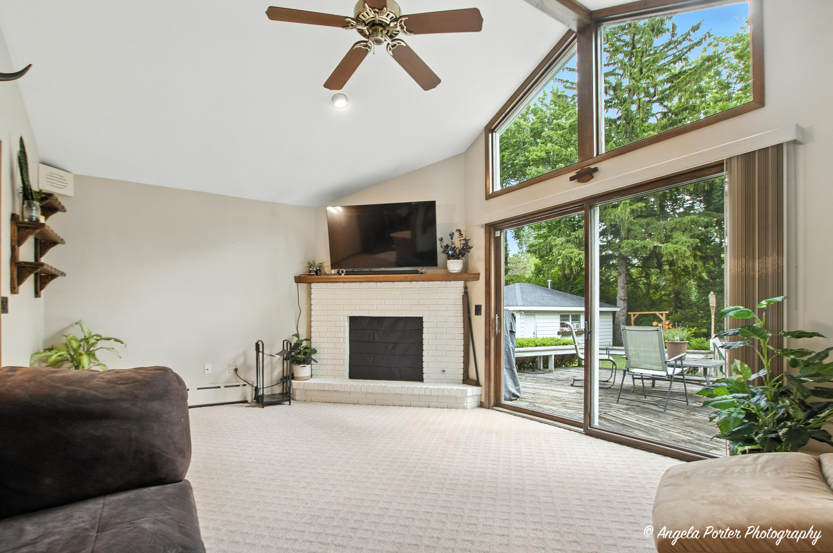 2514 Cuhlman Road McHenry, IL 60051 - Photo 7 of 24 Gallery Image 7
