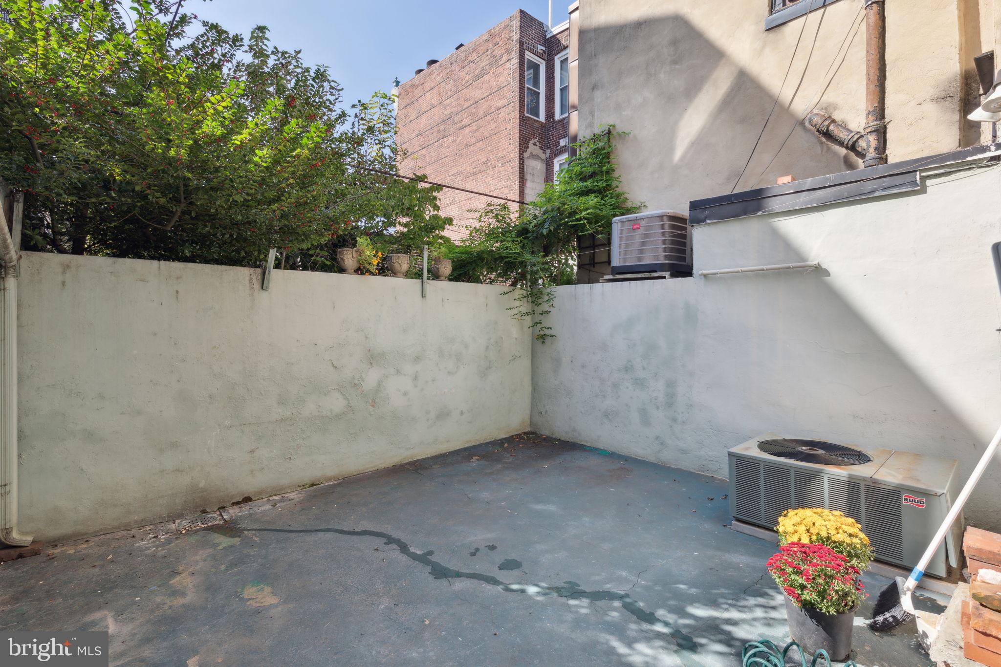 732 Carpenter Street Philadelphia, PA 19147 - Photo 14 of 29