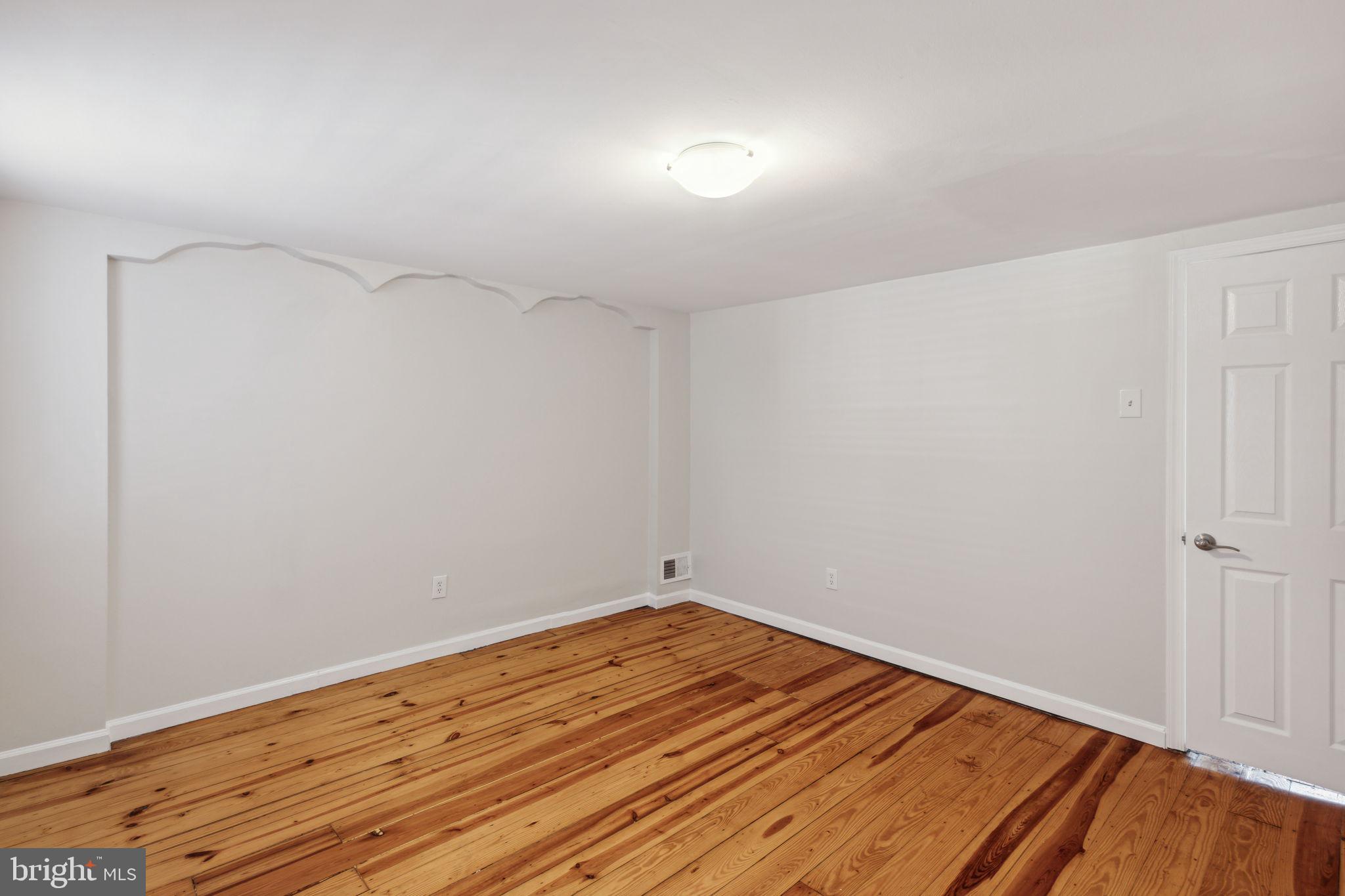 732 Carpenter Street Philadelphia, PA 19147 - Photo 17 of 29