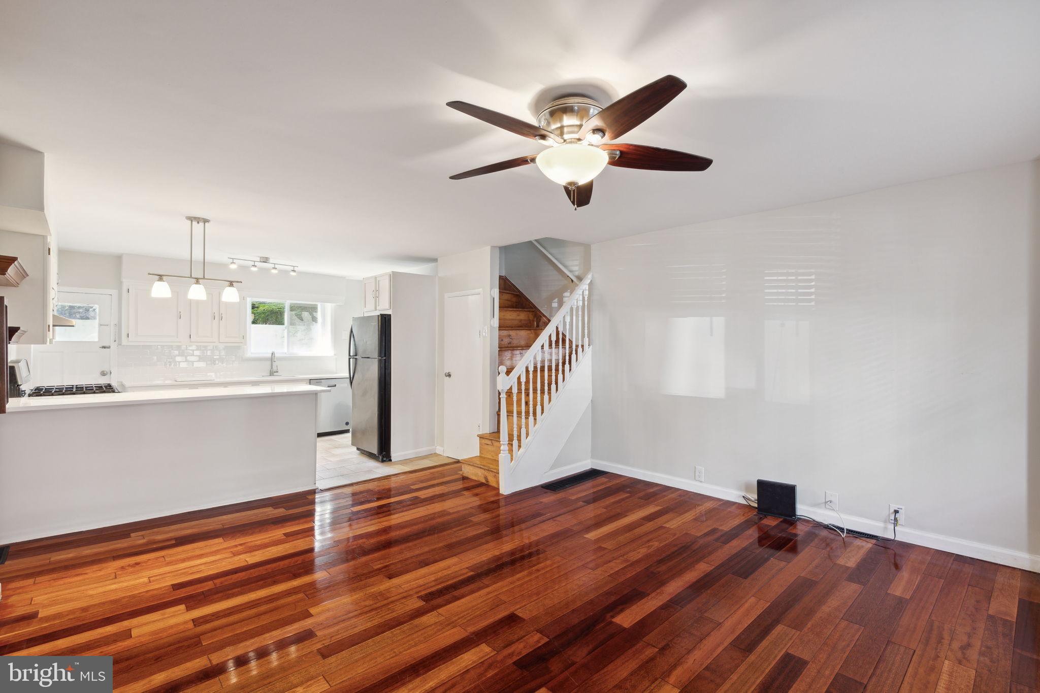 732 Carpenter Street Philadelphia, PA 19147 - Photo 4 of 29