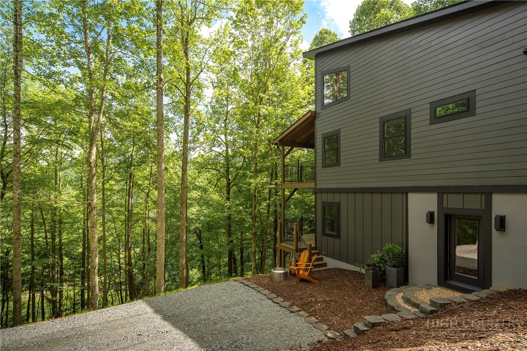 207 Laurel Canopy Lane Boone, NC 28607 - Photo 9 of 49