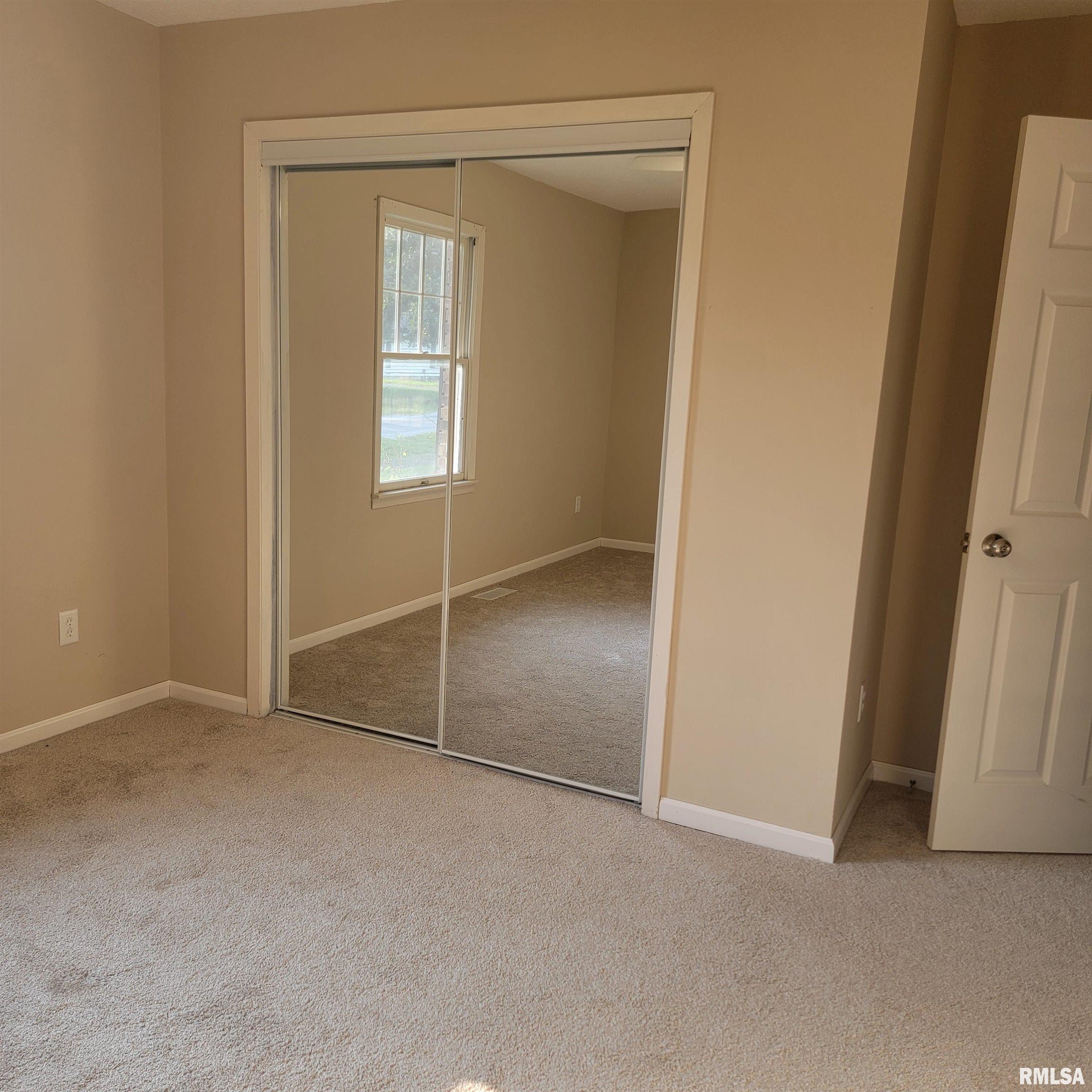 306 North Chestnut Street Christopher, IL 62822 - Photo 15 of 26 Gallery Image 15