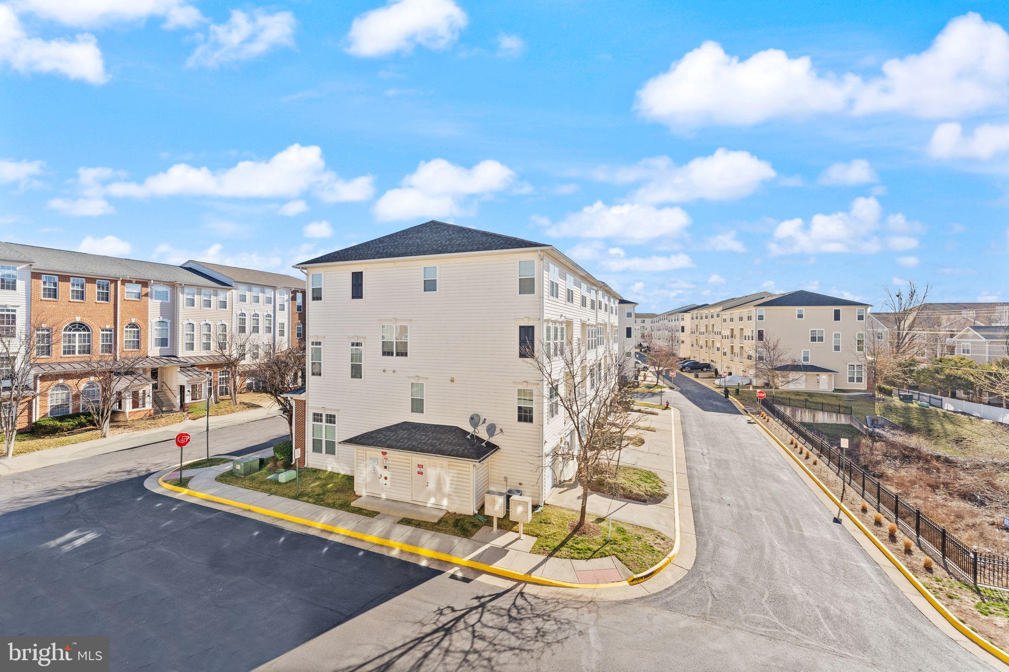 6072 Wicker Lane, Unit 160 Centreville, VA 20121 - Photo 27 of 58