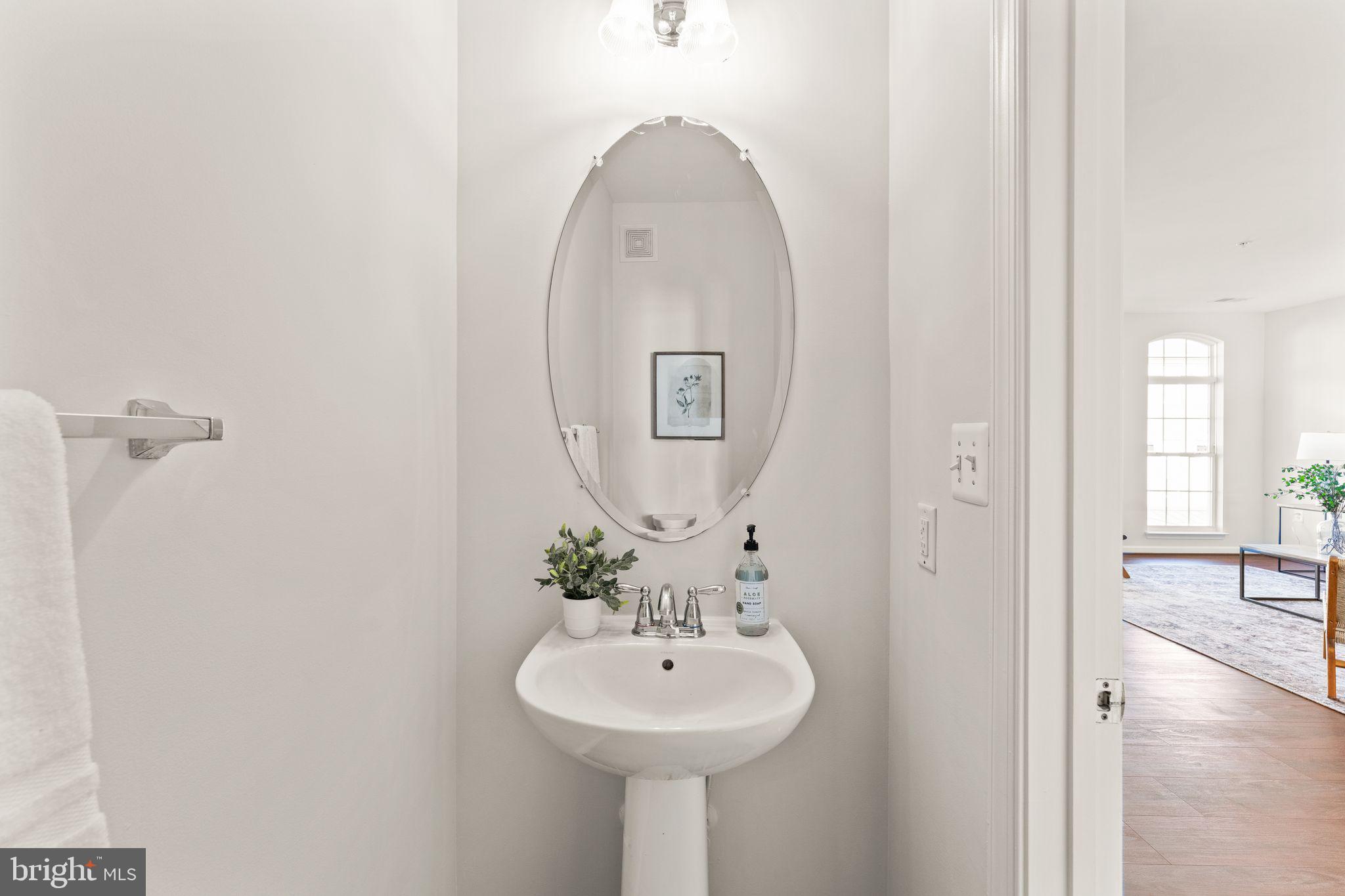 6072 Wicker Lane, Unit 160 Centreville, VA 20121 - Photo 29 of 58