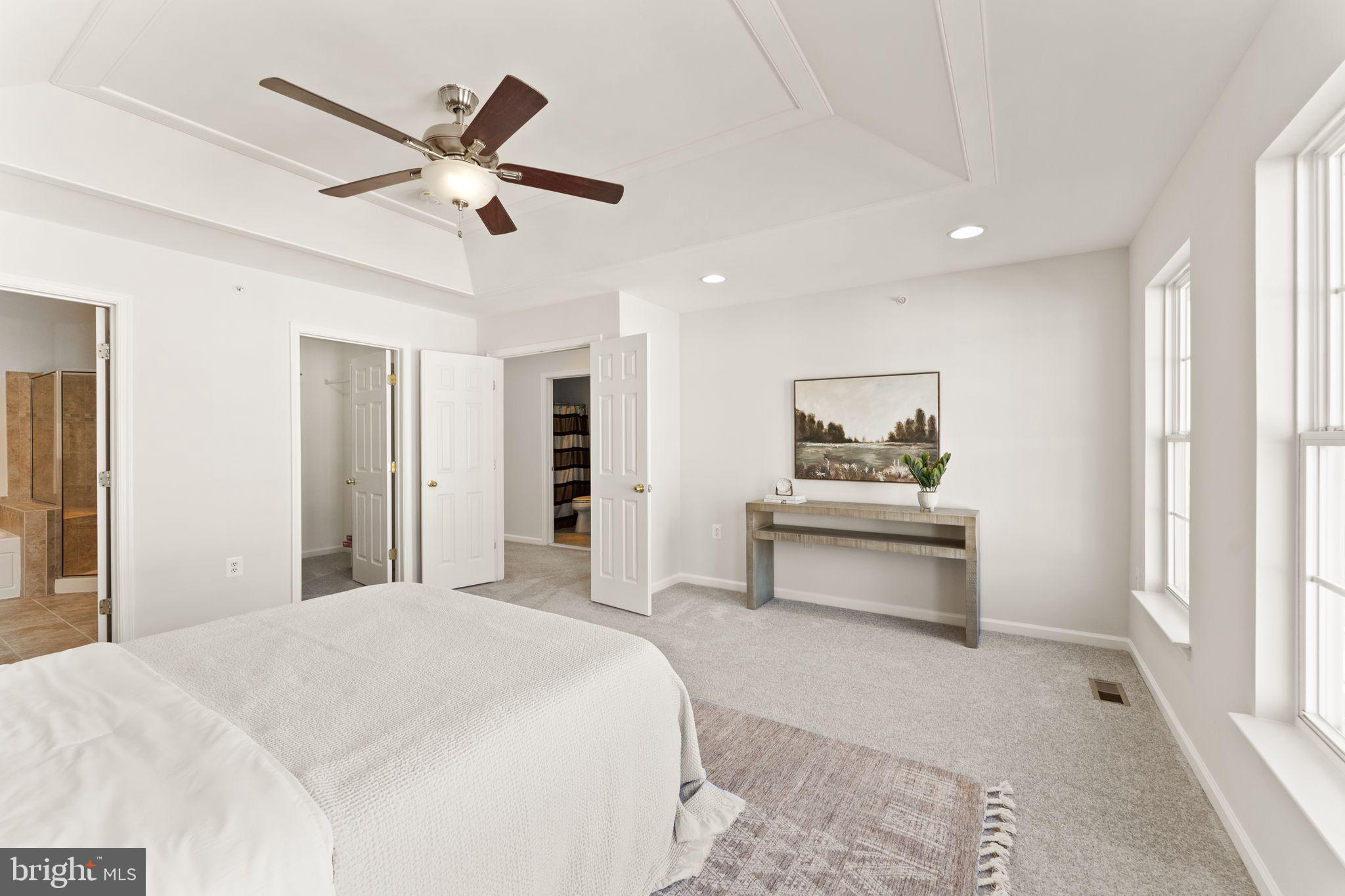 6072 Wicker Lane, Unit 160 Centreville, VA 20121 - Photo 34 of 58 a living room with furniture and window
