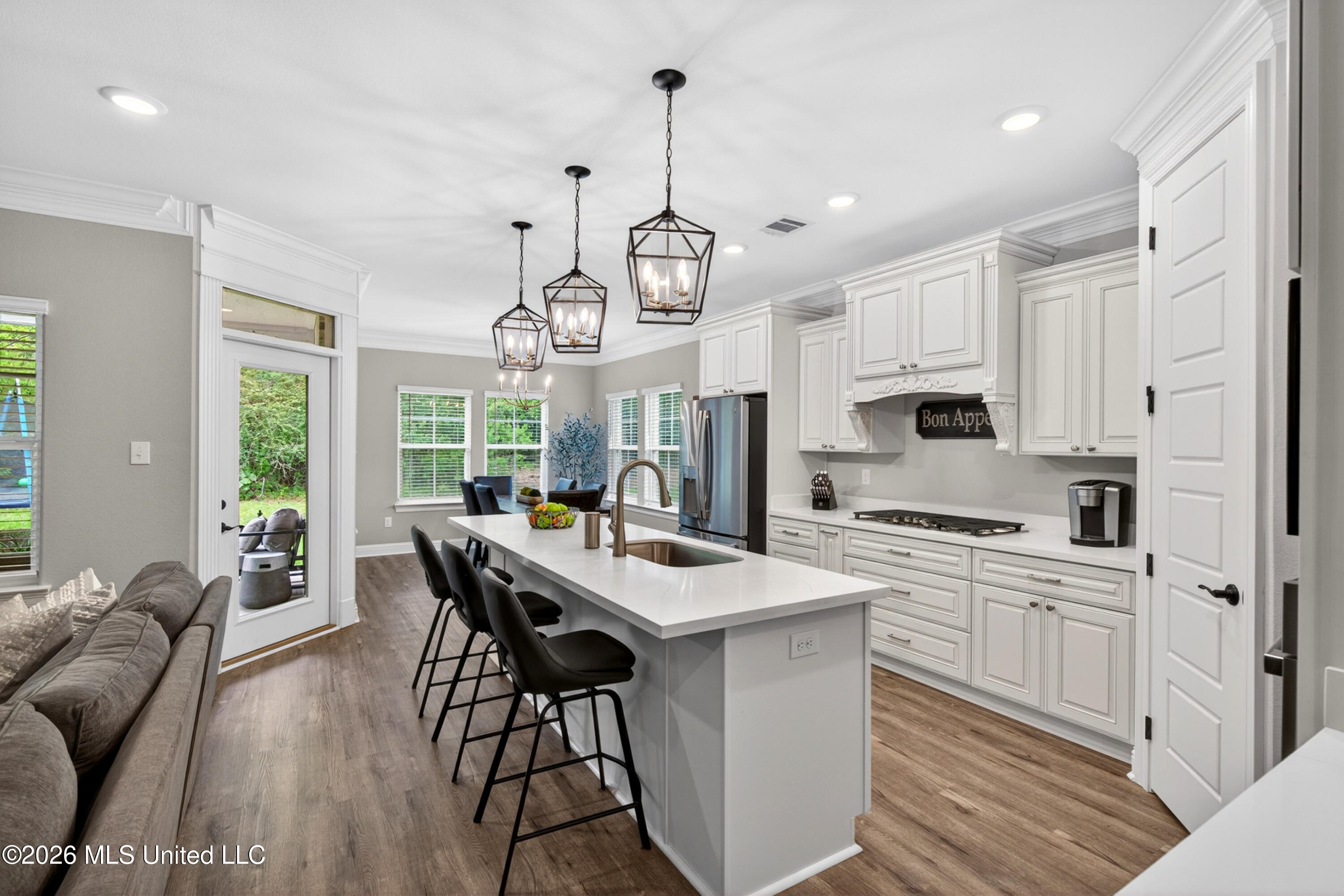 11021 Alphabet Road Gulfport, MS 39503 - Photo 10 of 63 Kitchen