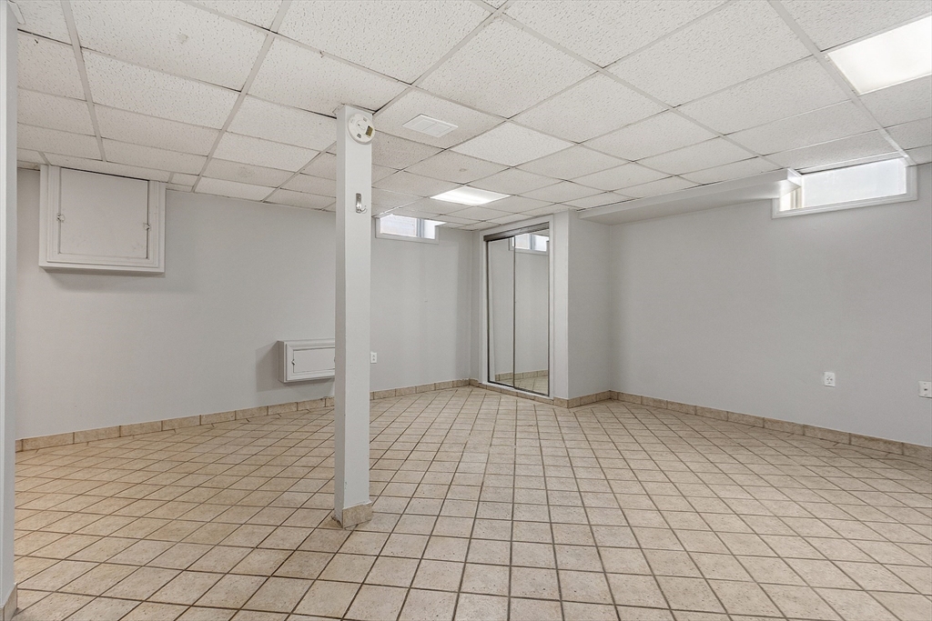 3 Franconia Street Worcester, MA 01602 - Photo 31 of 40