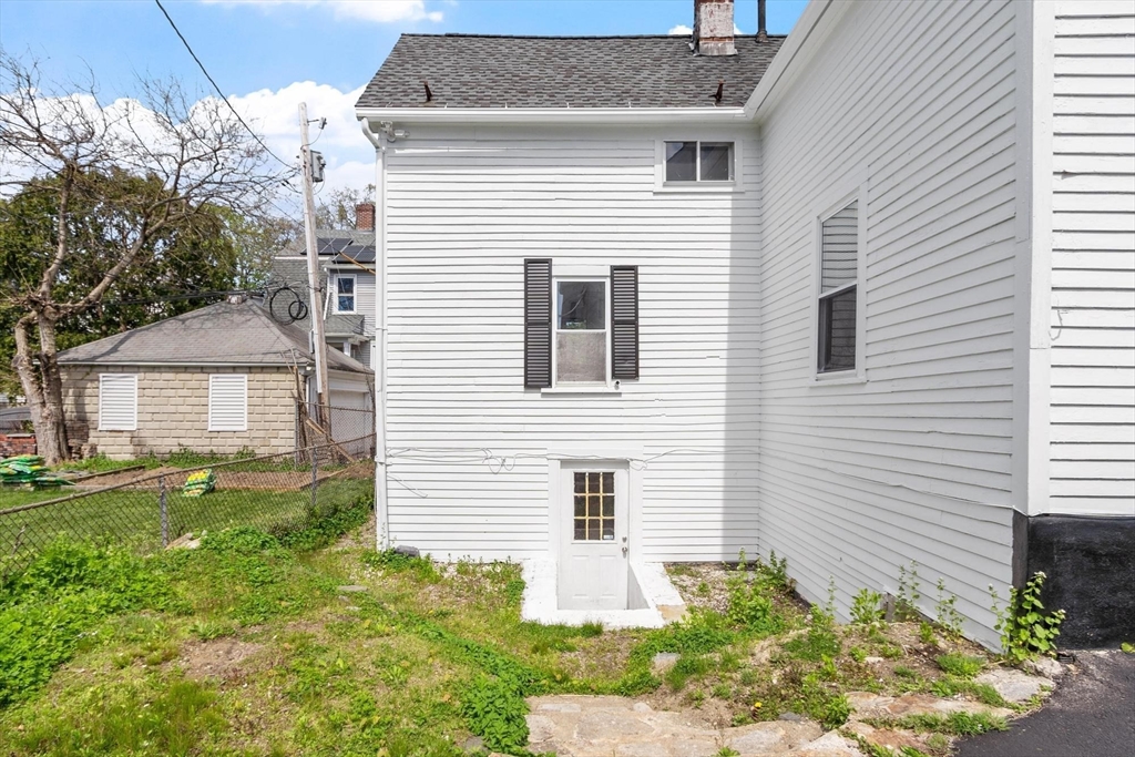 3 Franconia Street Worcester, MA 01602 - Photo 39 of 40