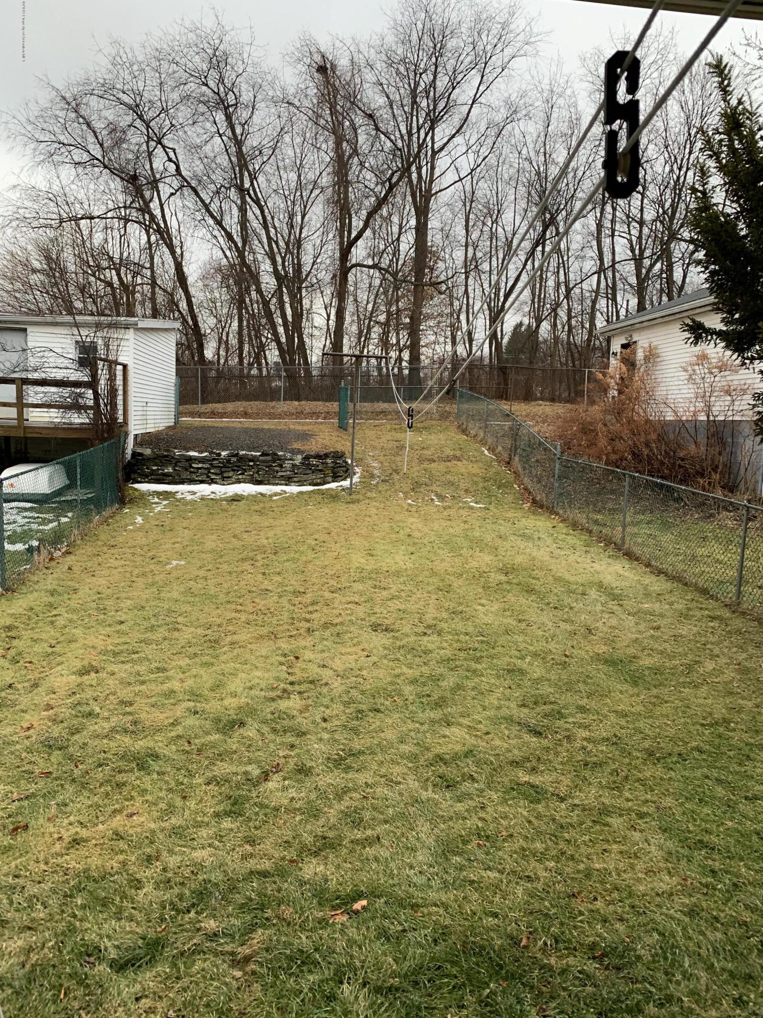 1131 Lloyd Street Scranton, PA 18508 - Photo 39 of 44