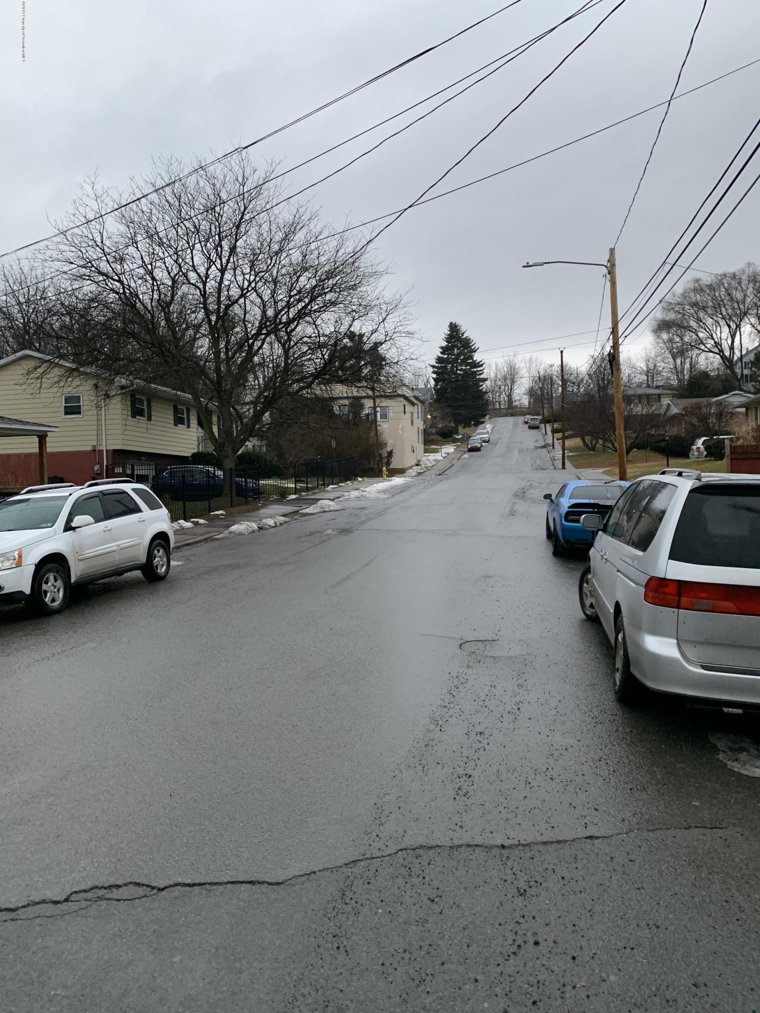 1131 Lloyd Street Scranton, PA 18508 - Photo 40 of 44