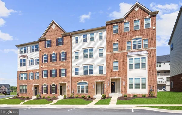 $2,600 | 5908 Etterbeek Street, Ijamsville, MD 21754