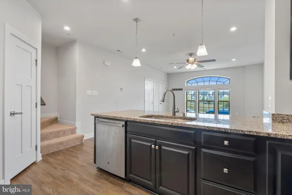 $2,600 | 5908 Etterbeek Street, Ijamsville, MD 21754