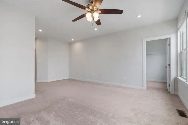 $2,600 | 5908 Etterbeek Street, Ijamsville, MD 21754