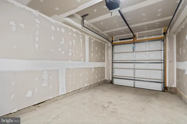 $2,600 | 5908 Etterbeek Street, Ijamsville, MD 21754