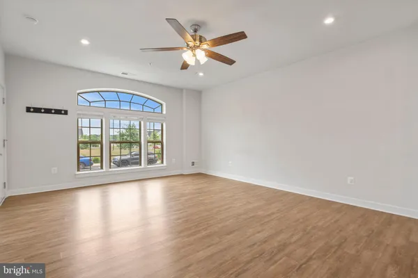 $2,600 | 5908 Etterbeek Street, Ijamsville, MD 21754