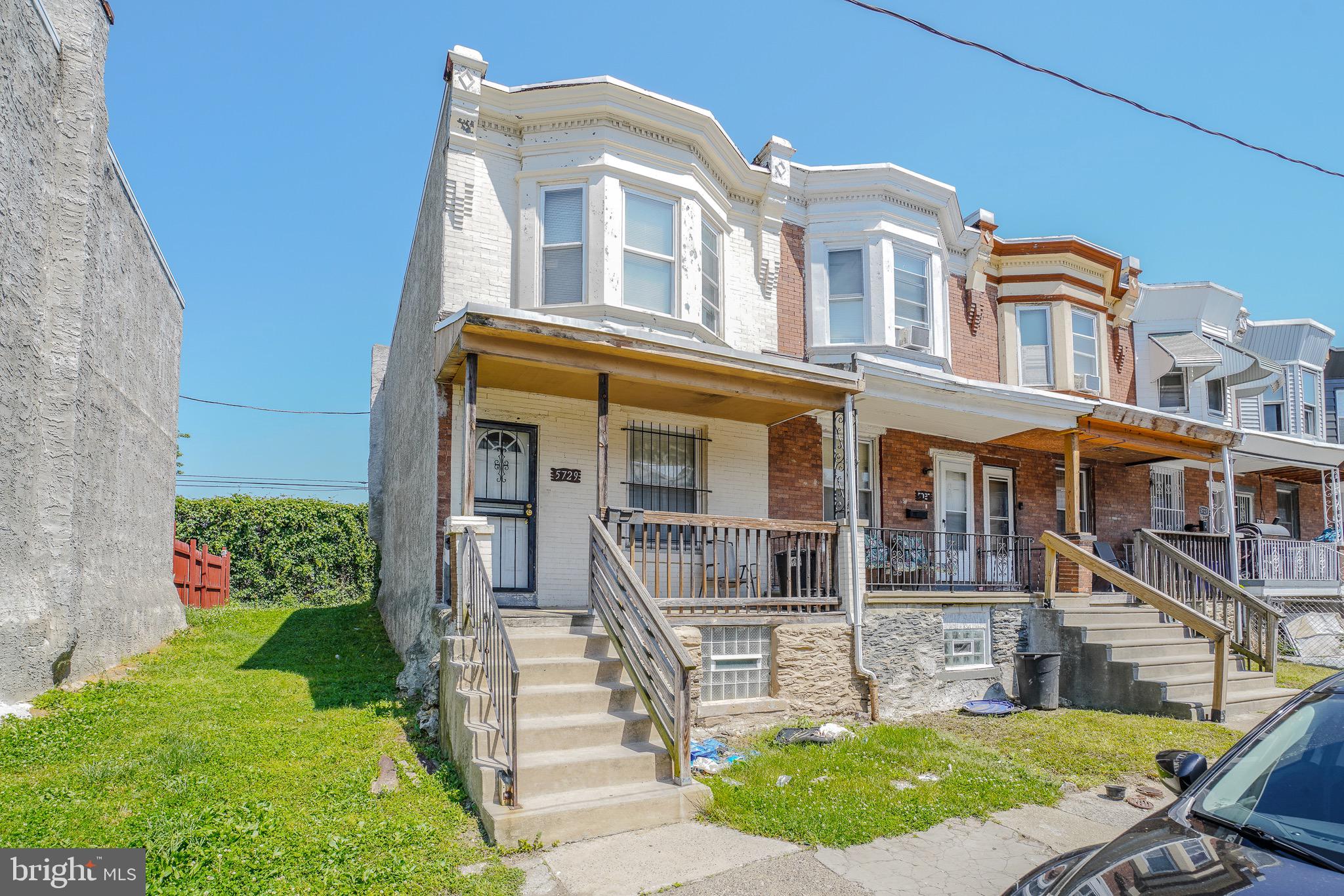 5729 North Beechwood St