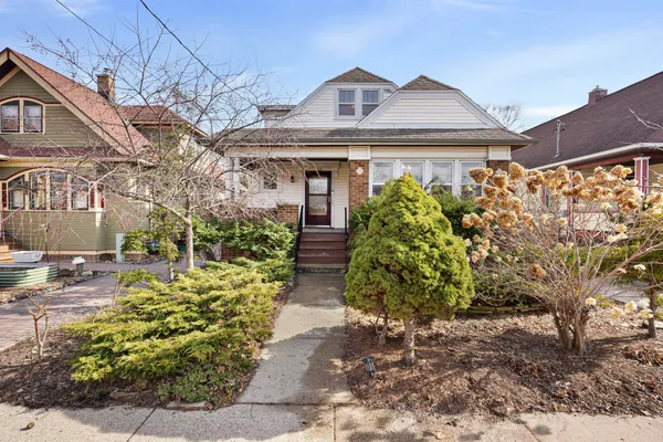 $850,000 | 1433 Spaight Street, Madison, WI 53703