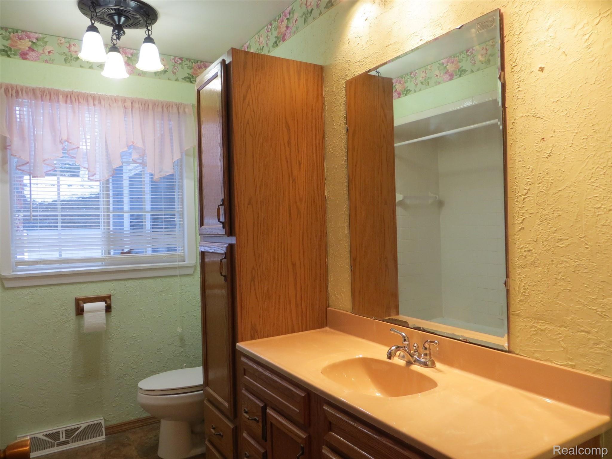 7369 Port Austin Road Caseville, MI 48725 - Photo 18 of 41 18.JPG