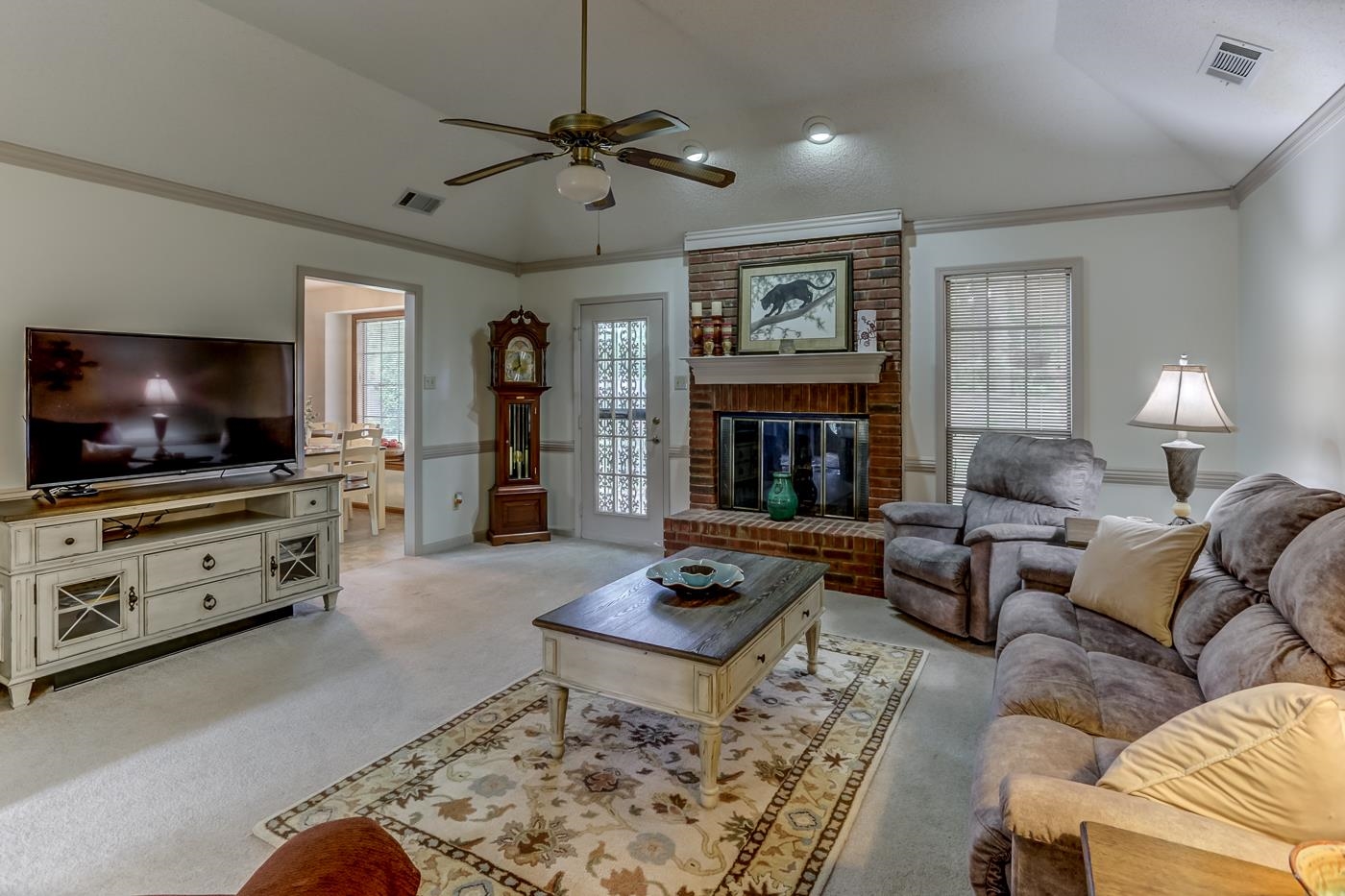 6552 Stephan Ridge Cove Bartlett, TN 38135 - Photo 6 of 24 a living room with furniture and a flat screen tv