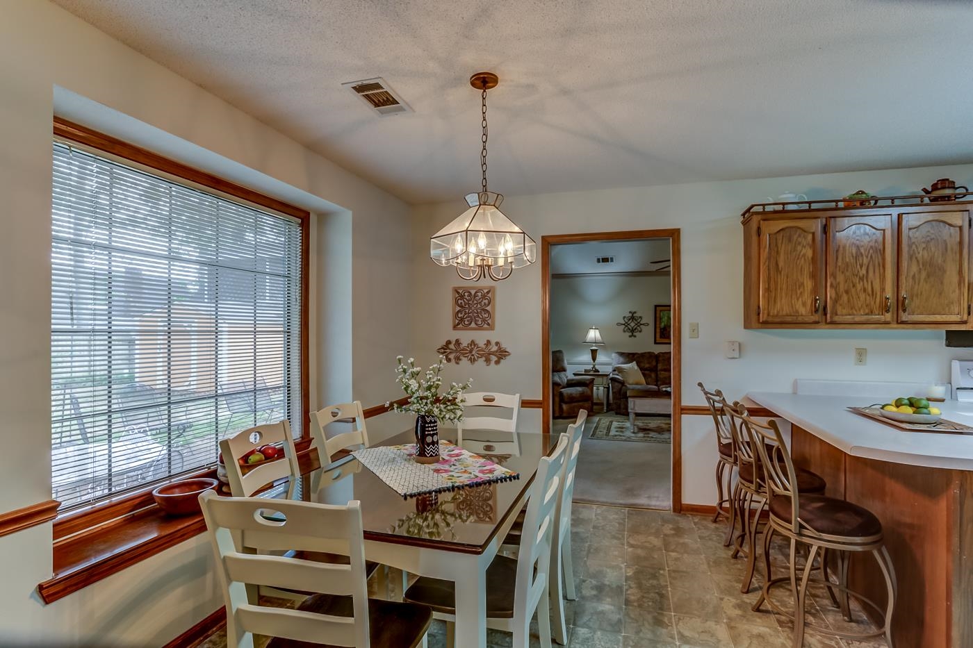 6552 Stephan Ridge Cove Bartlett, TN 38135 - Photo 10 of 24 a view of a dining room with furniture window and outside view