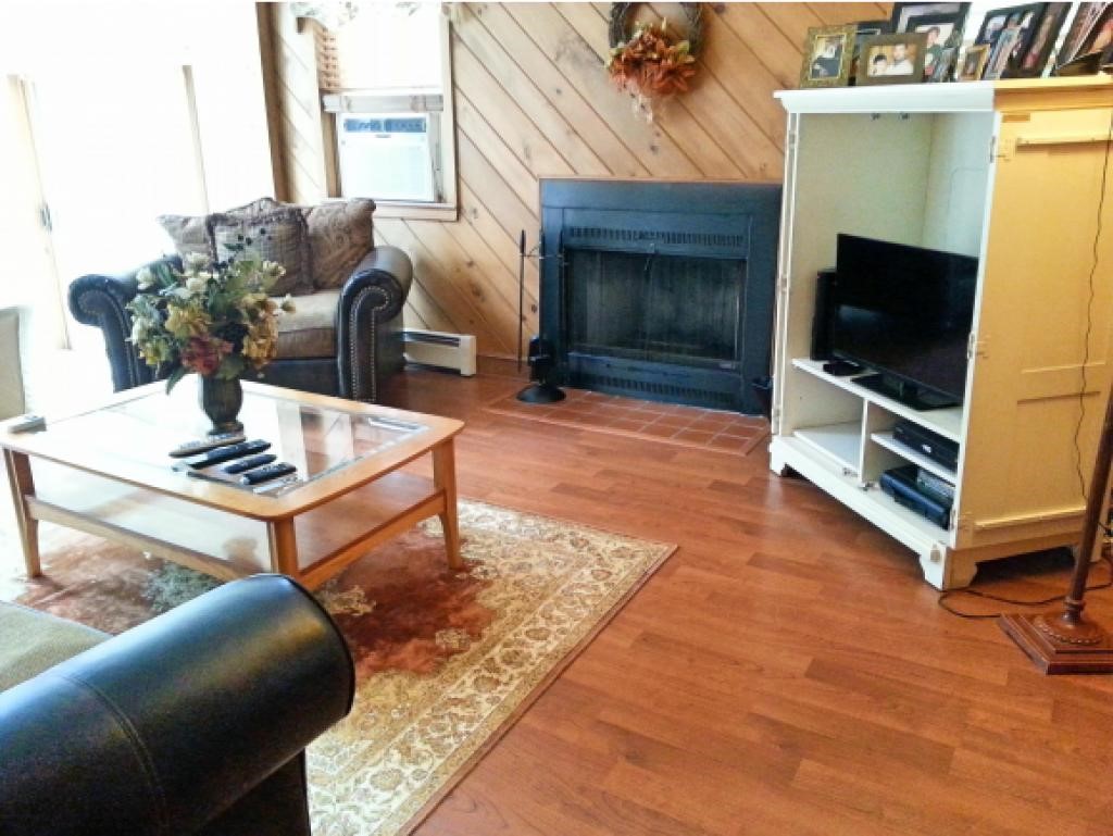 12 Lorri Road Derry, NH 03038 - Photo 3 of 22
